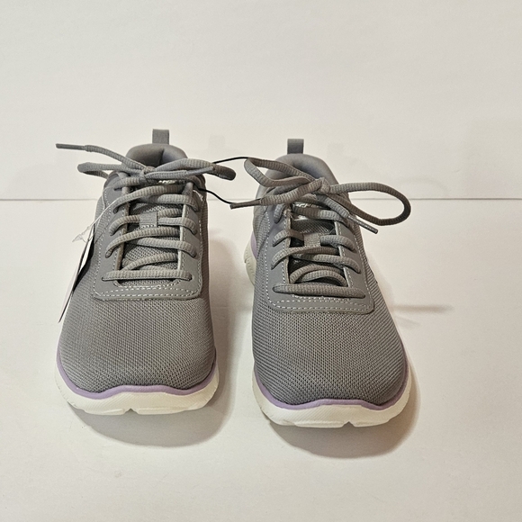 NWT Sketchers Sneakers Grey and Purple 5 1/2 - Picture 3 of 7